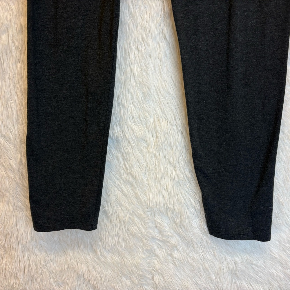 PINK Victoria's Secret Glitter Dog Charcoal Leggings | Size Large ✨🩶🐶 - Picture 9 of 17